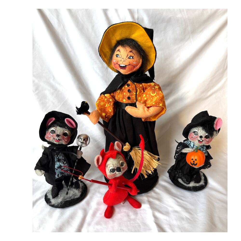 Lot of Annalee Mobilitee Halloween Decoration Dolls, Witch Devil Reaper Mouse